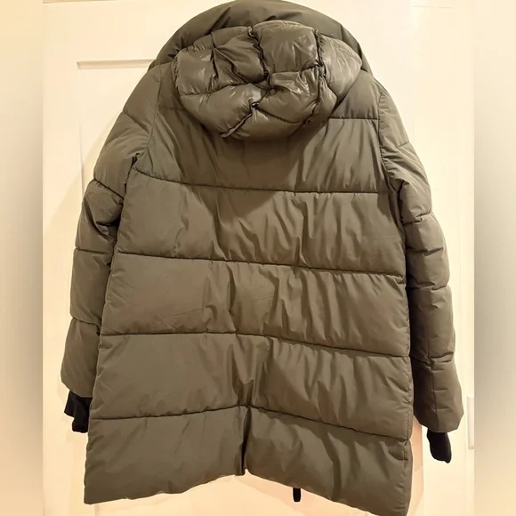 BCBGMAXAZRIA Women's Hooded Puffer Coat - Picture 3 of 3